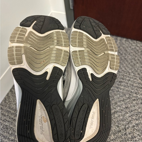 New Balance 990 v6 - Picture 4 of 9